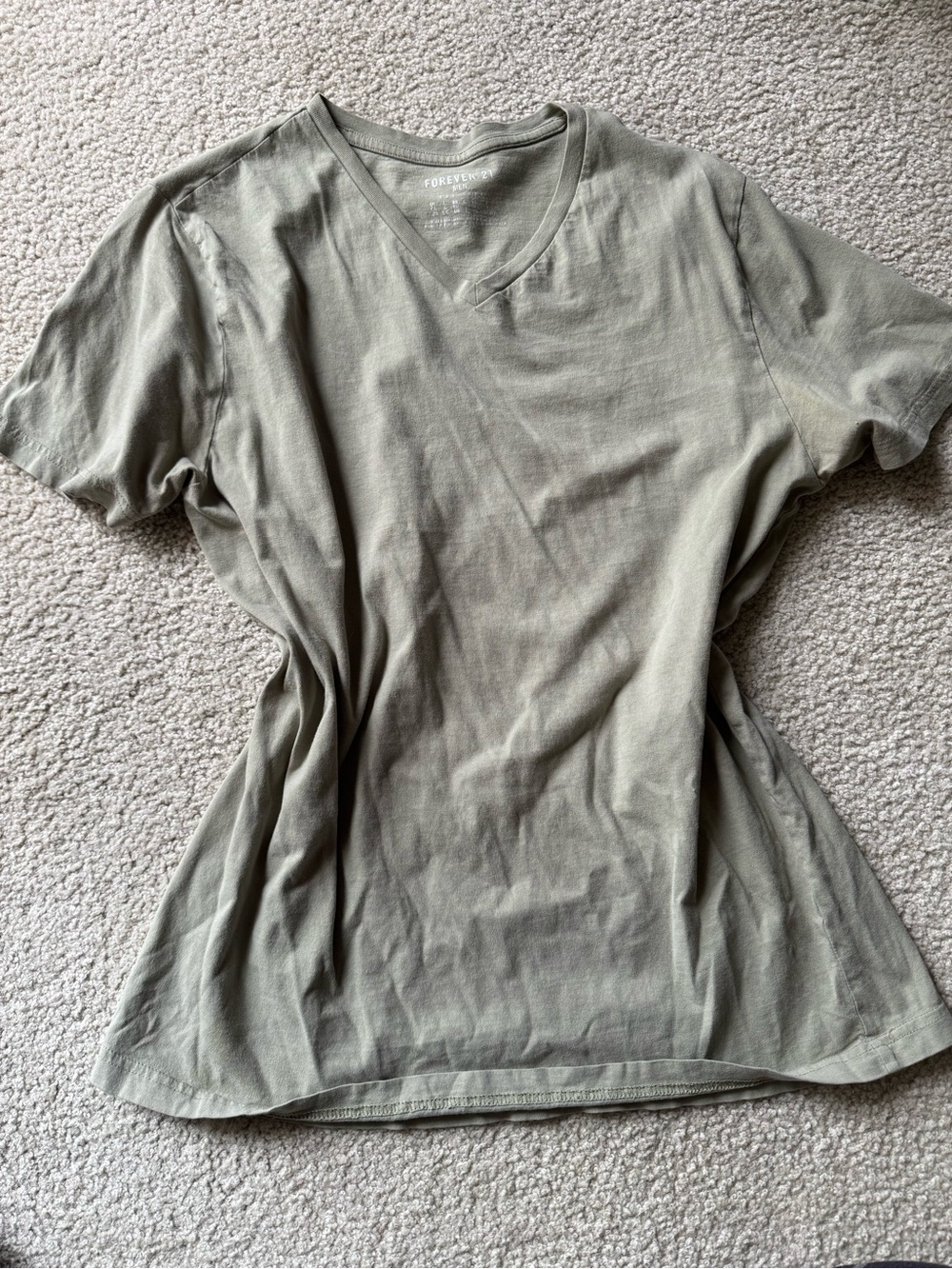Forever 21 Men's Olive V-Neck Tee casual fit oversized